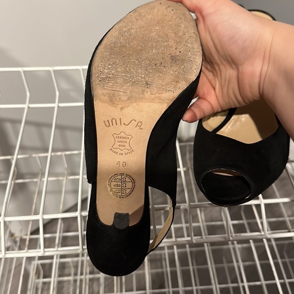 Black Unisa peep toe pumps - Picture 6 of 6